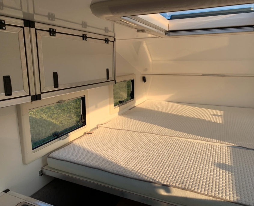 Wohnkabine mit Flightcase Einrichtung